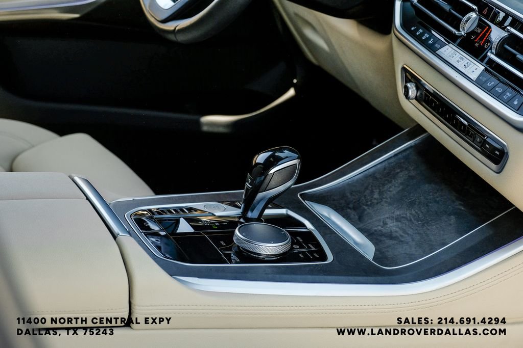 Used 2022 Blue Metallic BMW sDrive40i image 28