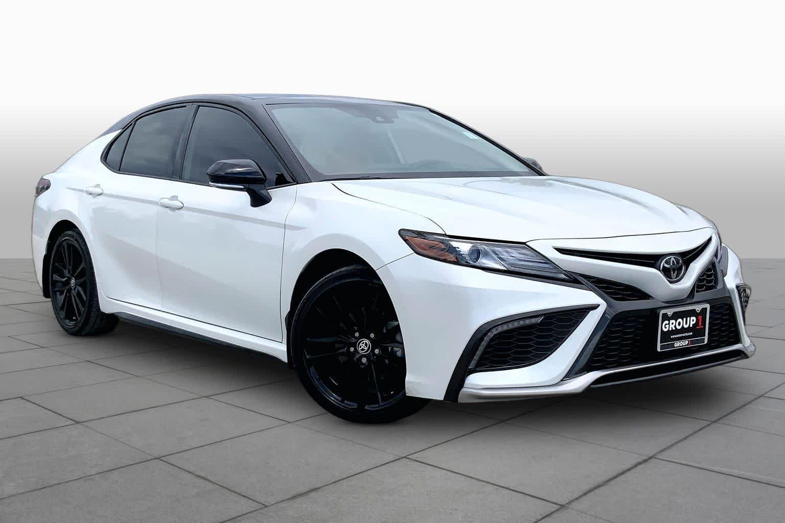 Used 2024 Wind Chill Pearl/Midnight Black Metallic Toyota XSE image 3