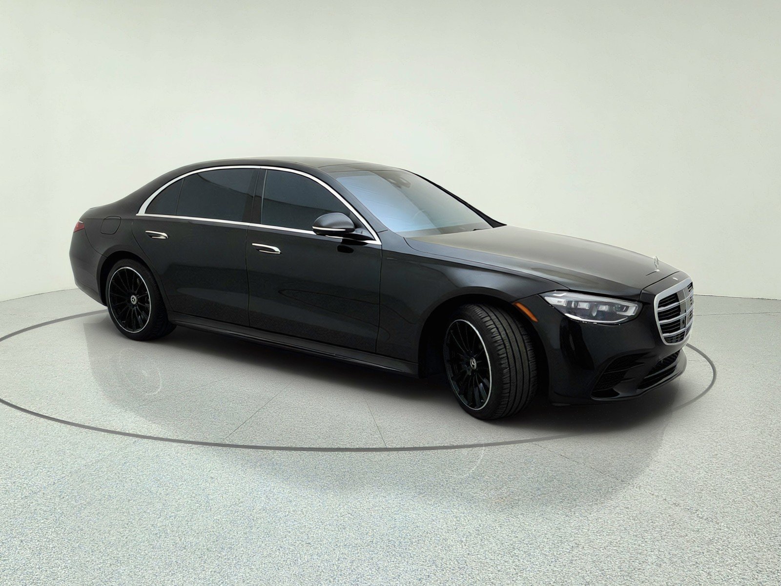 Certified Used 2022 Black Mercedes-Benz S 580 image 9