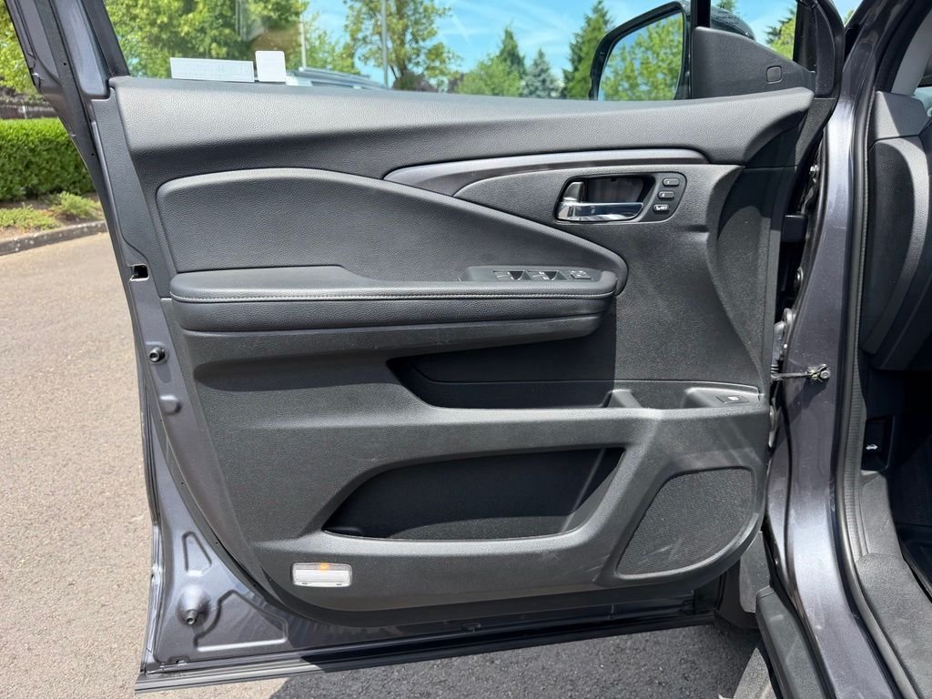 Used 2022 Modern Steel Honda RTL-E image 13