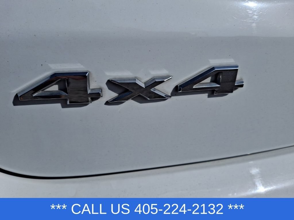 Used 2025 White Jeep Limited image 11