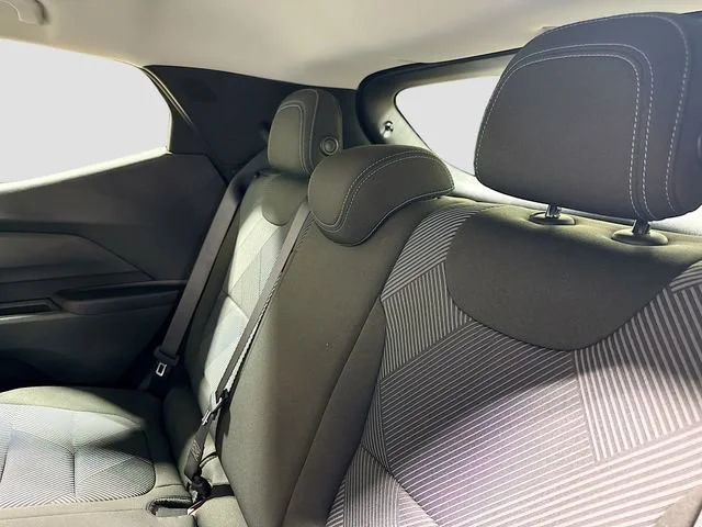 2027 Chevrolet Bolt LT - Photo 27