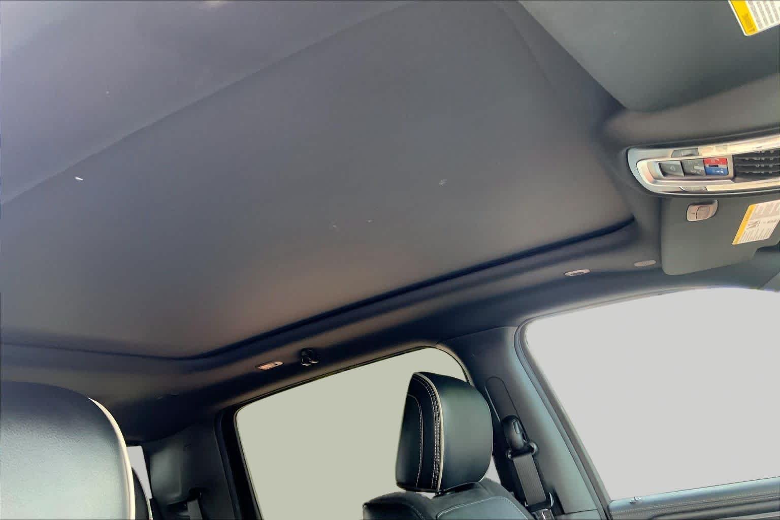 Used 2023 Bright White Clearcoat Ram Laramie image 14