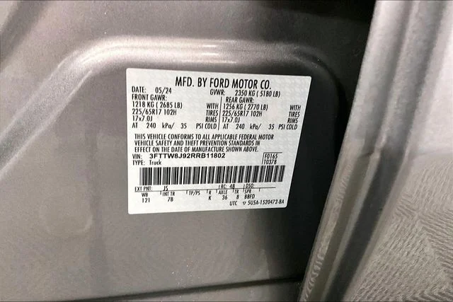 Used 2024 Iconic Silver Metallic Ford XLT image 39