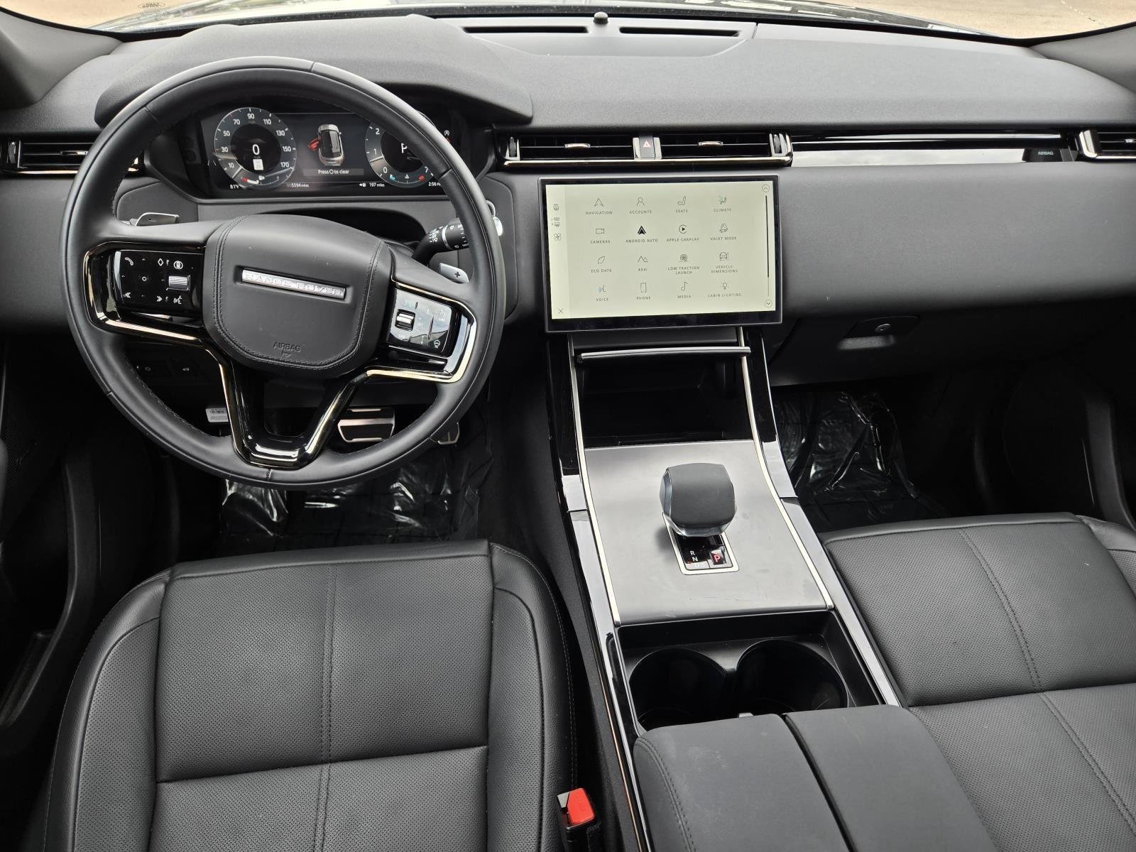 Used 2025 Santorini Black Metallic Land Rover Dynamic SE image 36