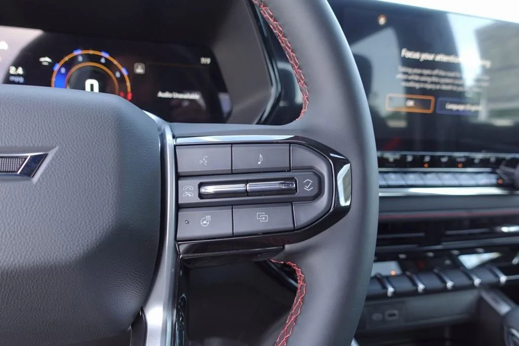 2025 Chevrolet Colorado Z71 - Photo 16