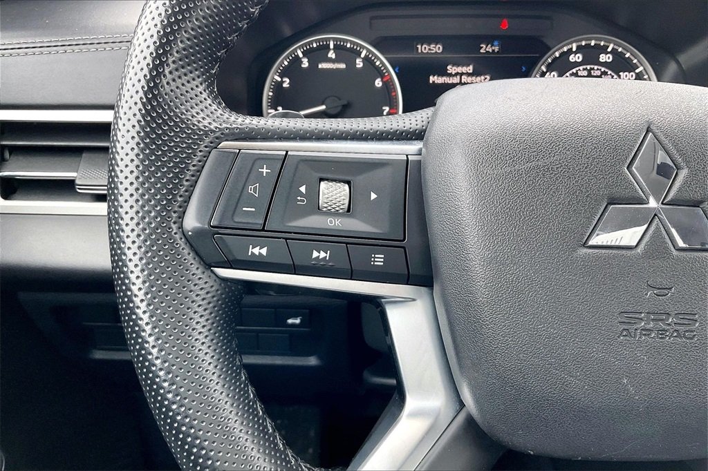 2024 MITSUBISHI OUTLANDER - Image 15