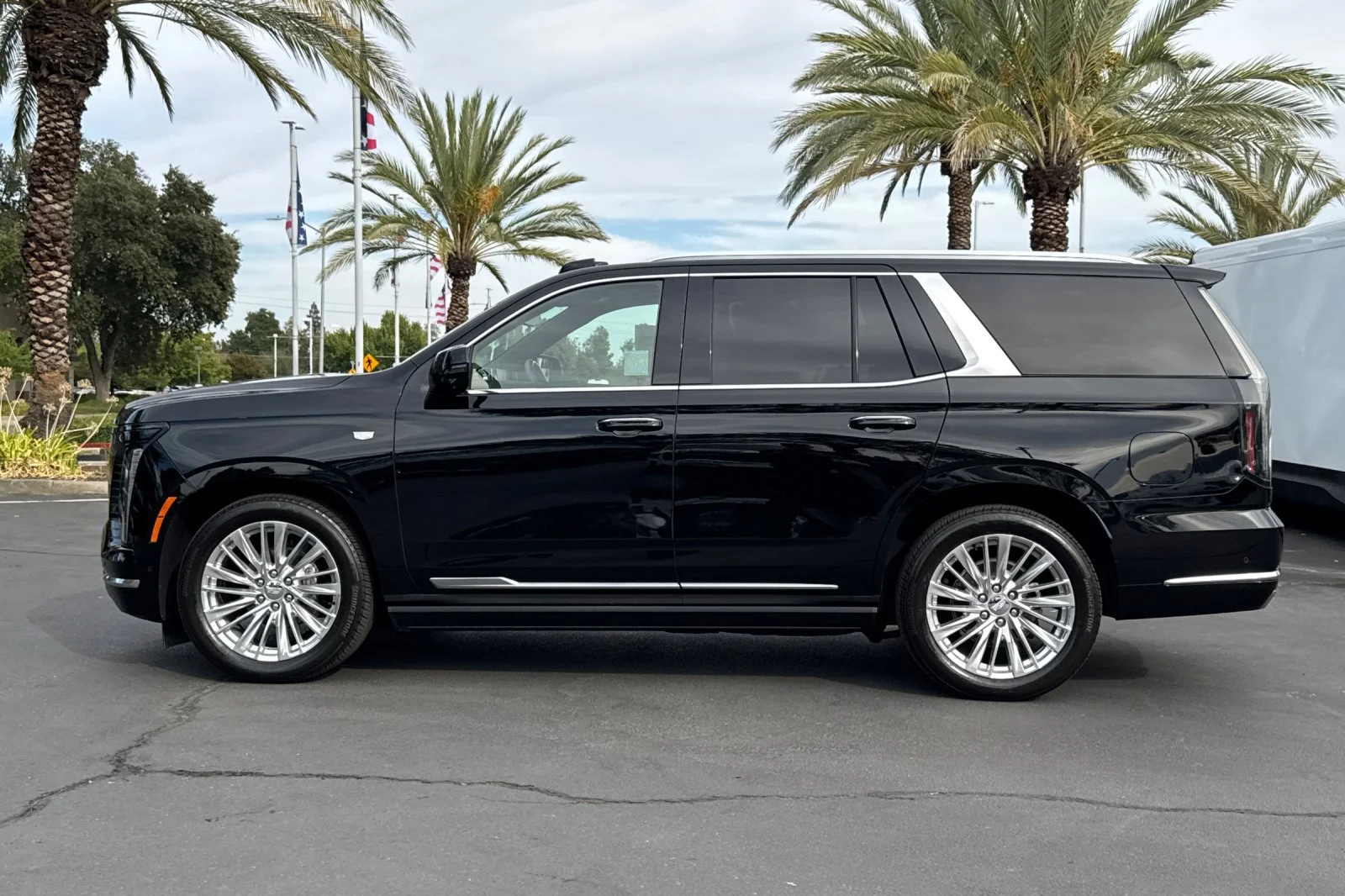 2025 Cadillac Escalade Premium Luxury - Photo 6
