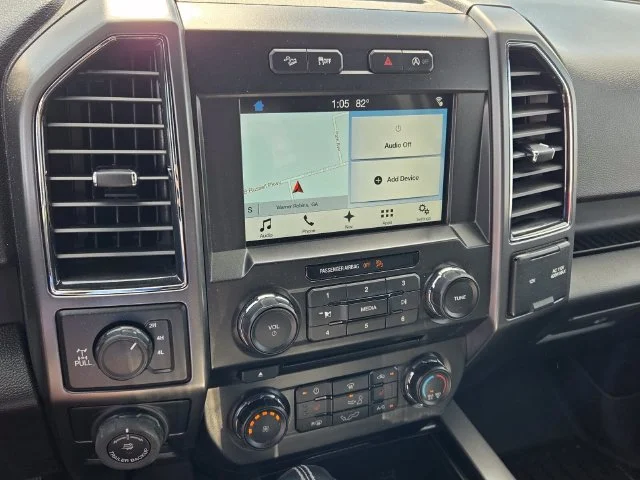 Used 2018 Blue Ford XLT image 19