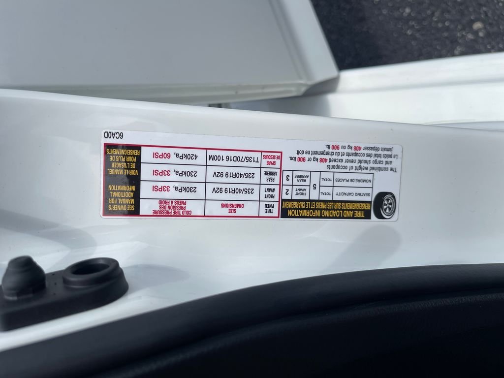 Used 2021 White Nissan 2.5 SR image 23