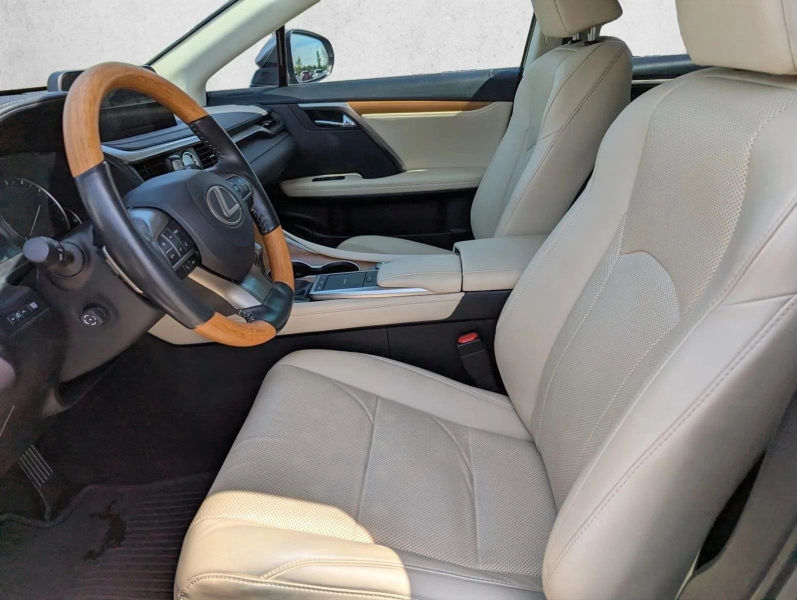 Used 2022 Atomic Silver Lexus RX 350 image 23