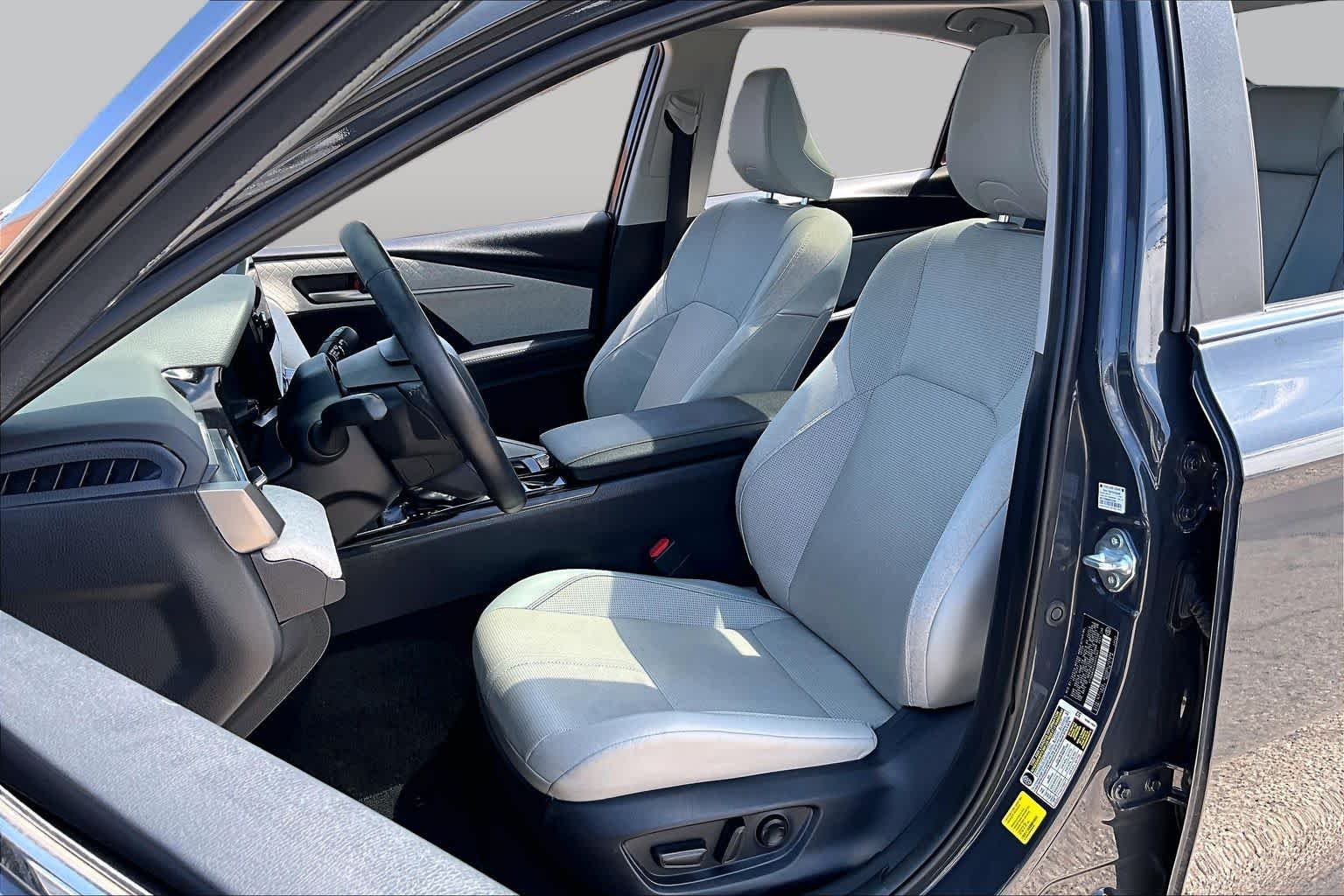 Used 2025 UNDERGROUND Toyota XLE image 8