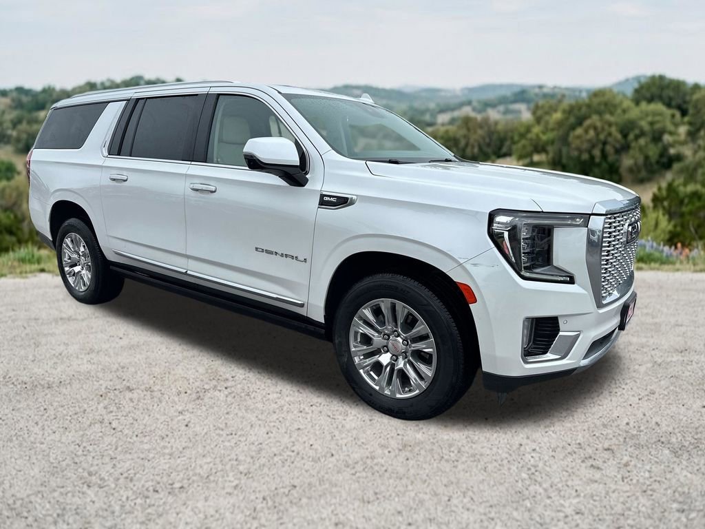 2023 GMC Yukon Denali AWD's photo