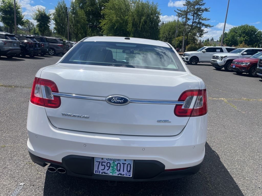 Used 2011 White Platinum Clearcoat Metallic Ford SEL image 5