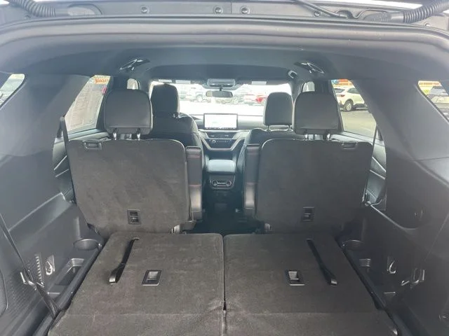 2025 Ford Explorer ST-LINE - Photo 14
