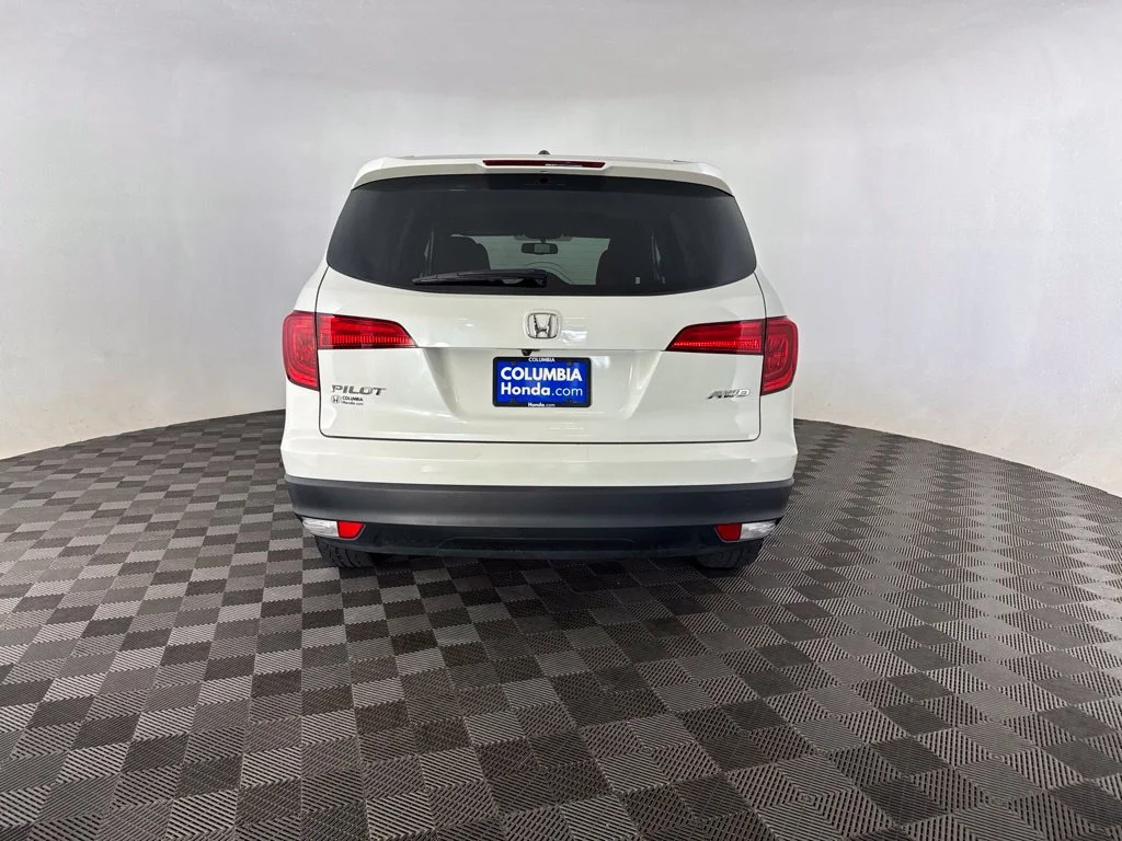 Used 2017 White Honda EX-L image 10