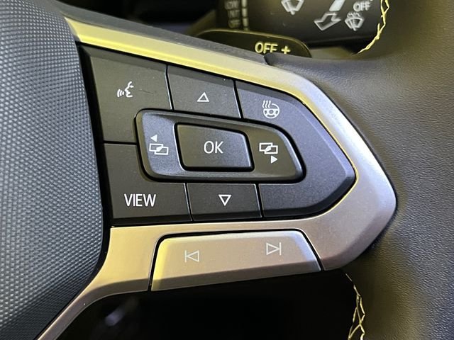 New 2026 White Volkswagen 2.0T SE w/Technology image 15