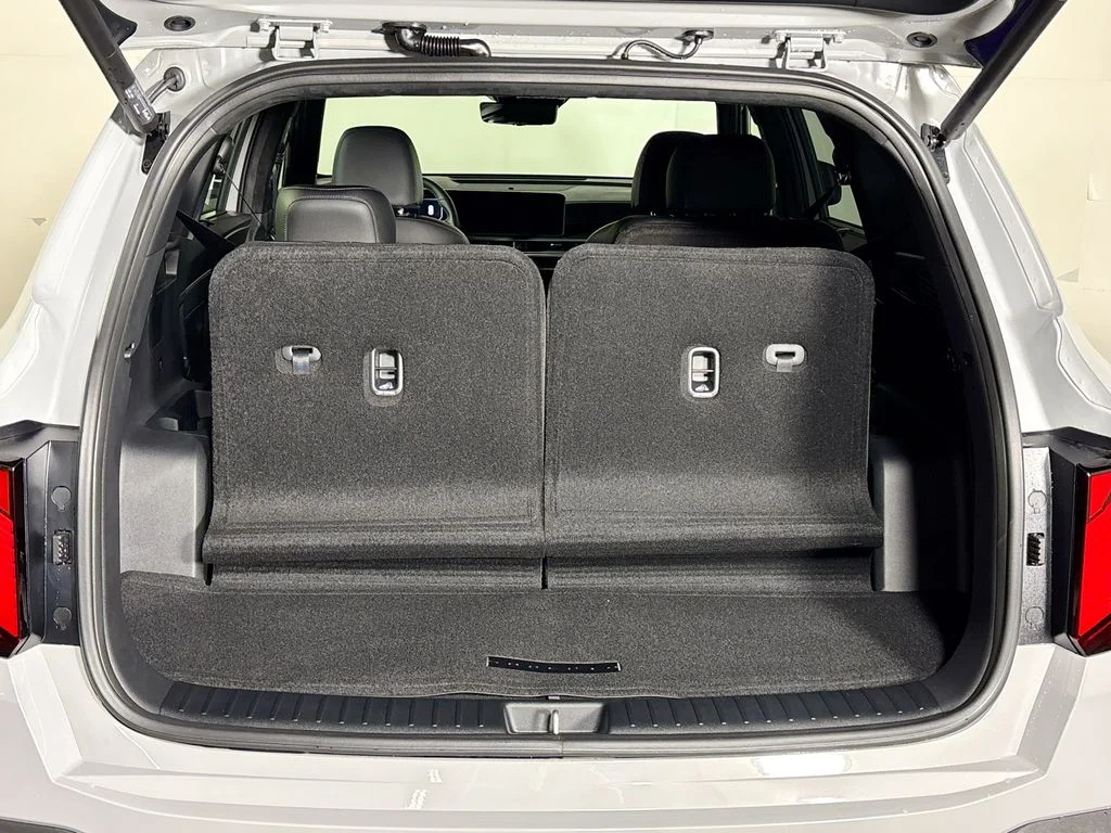 New 2026 Wolf Gray Kia X-Line SX Prestige AWD image 22
