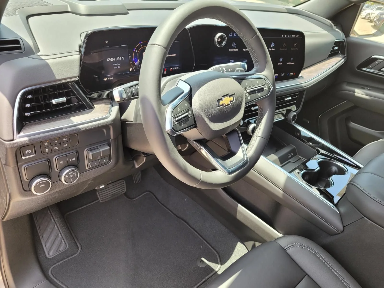 2026 Chevrolet Tahoe LT - Photo 17