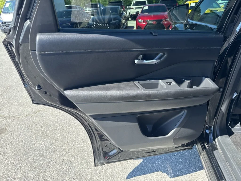 Used 2023 Black Nissan SL image 28