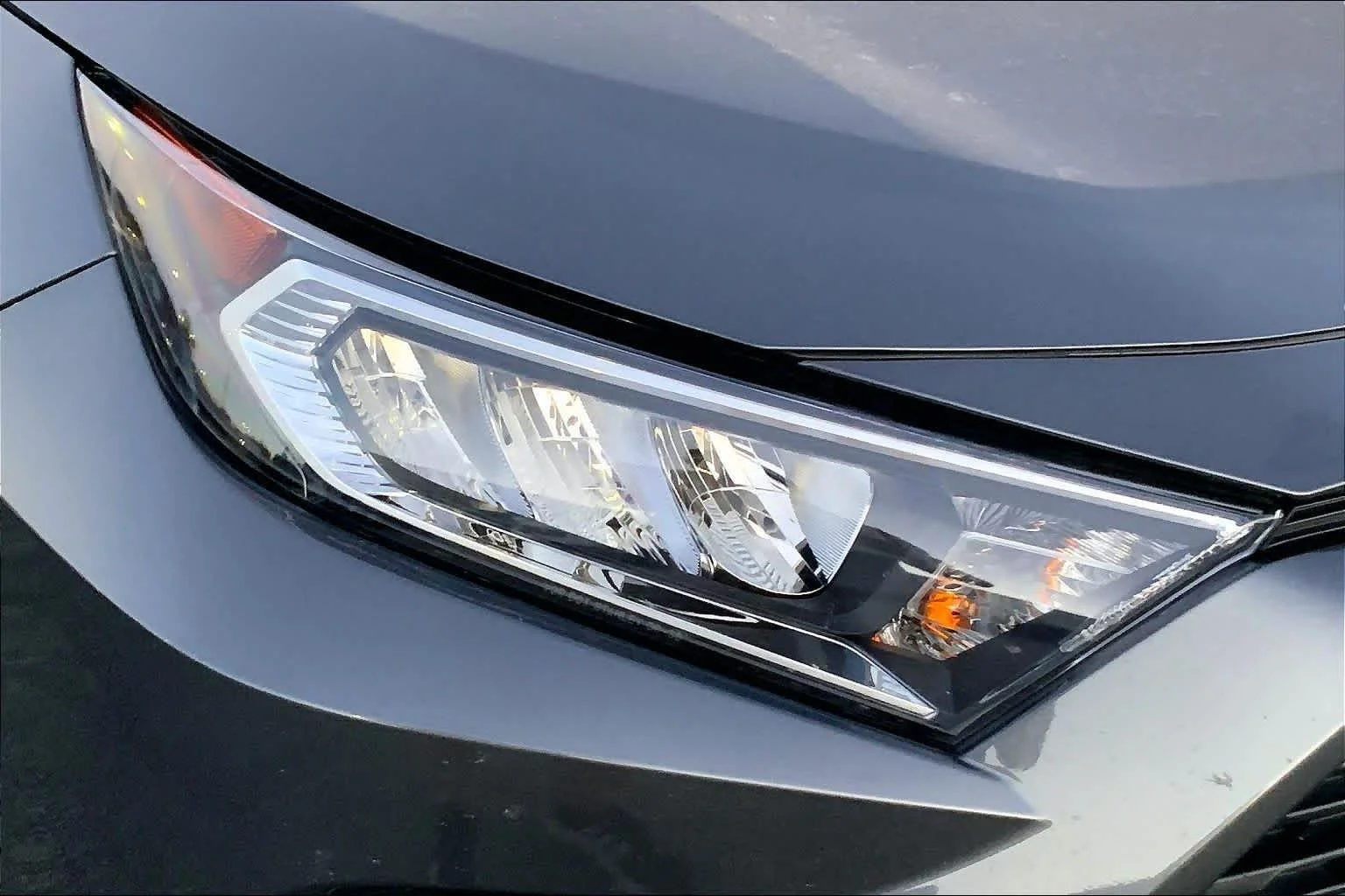 Used 2021 Magnetic Gray Metallic Toyota XLE image 24