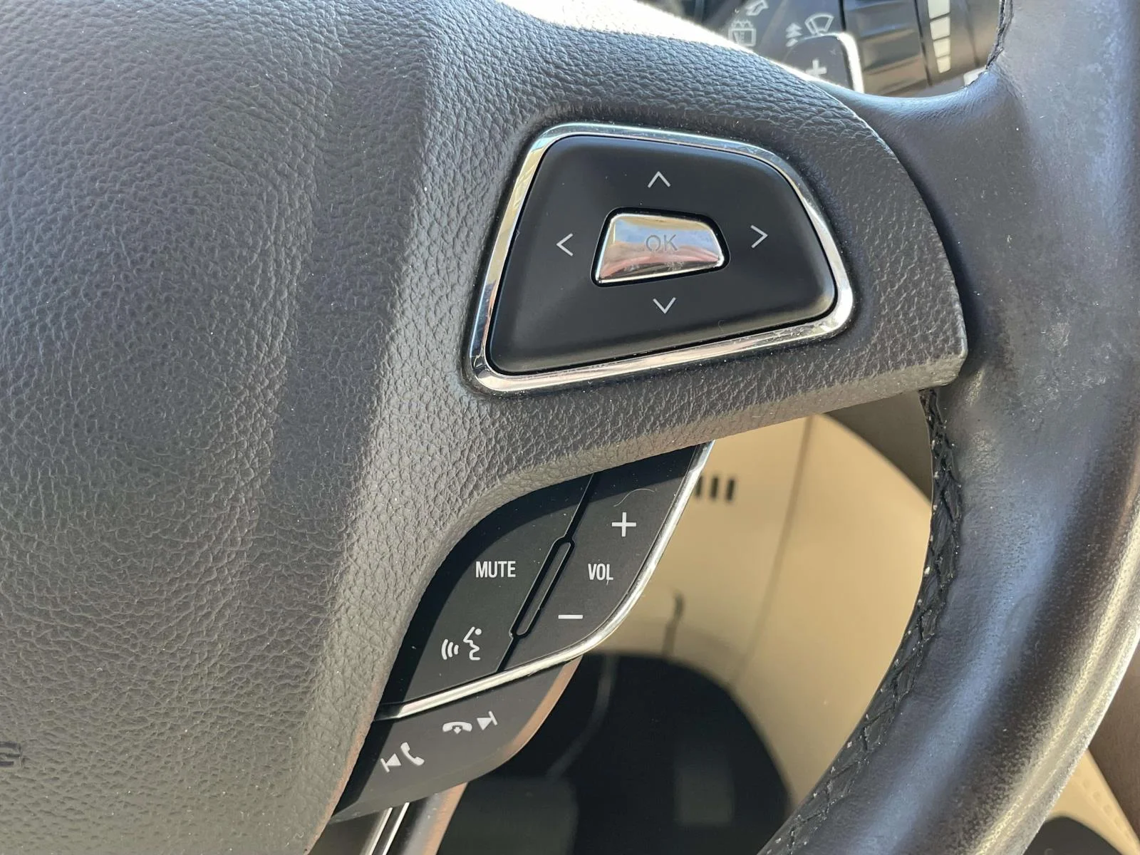 Used 2019 Iced Mocha Metallic Lincoln Reserve image 11