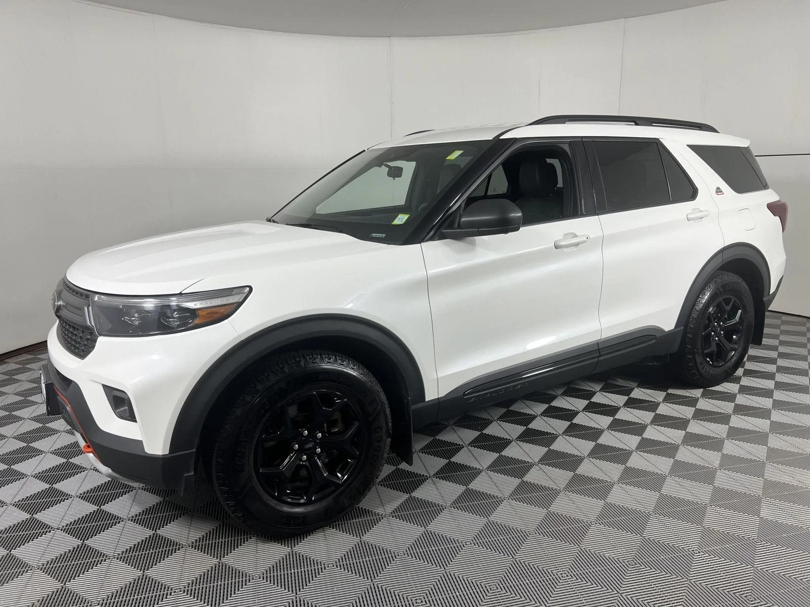 Used 2022 Star White Metallic Tri-Coat Ford Timberline image 6