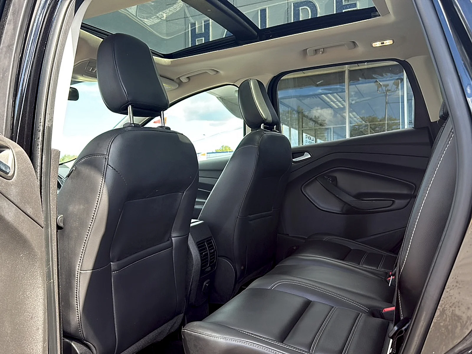Used 2019 Agate Black Metallic Ford SEL image 7