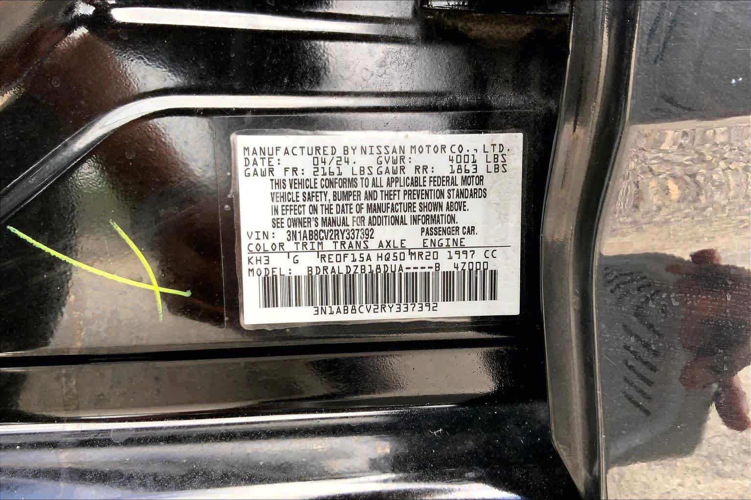 Used 2024 Super Black Nissan SV image 36