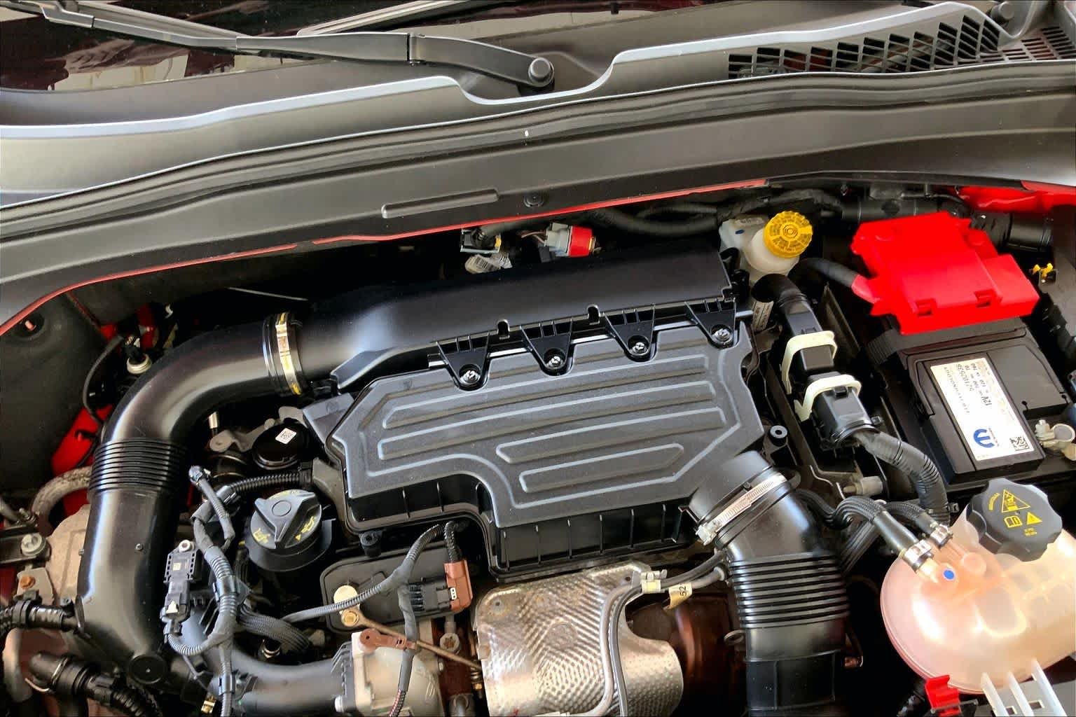 Used 2022 Colorado Red Clearcoat Jeep (RED) Edition image 31