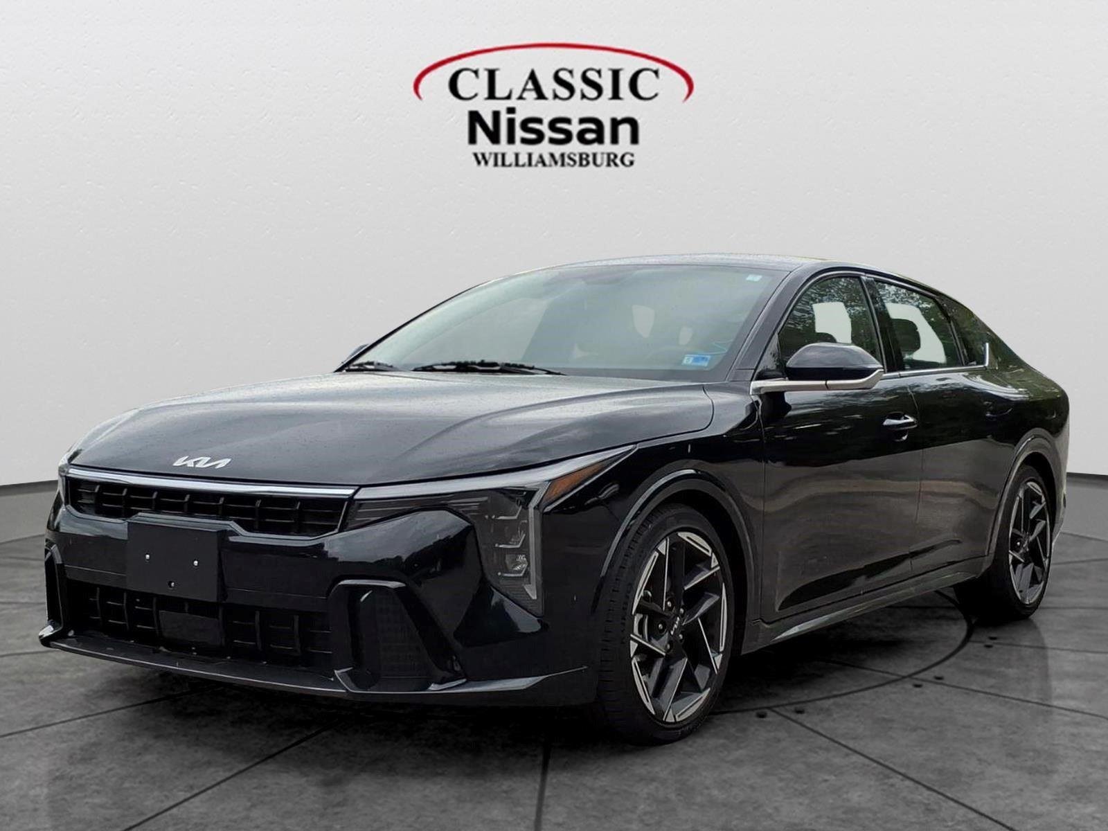 2025 Kia K4 GT-Line AT's photo