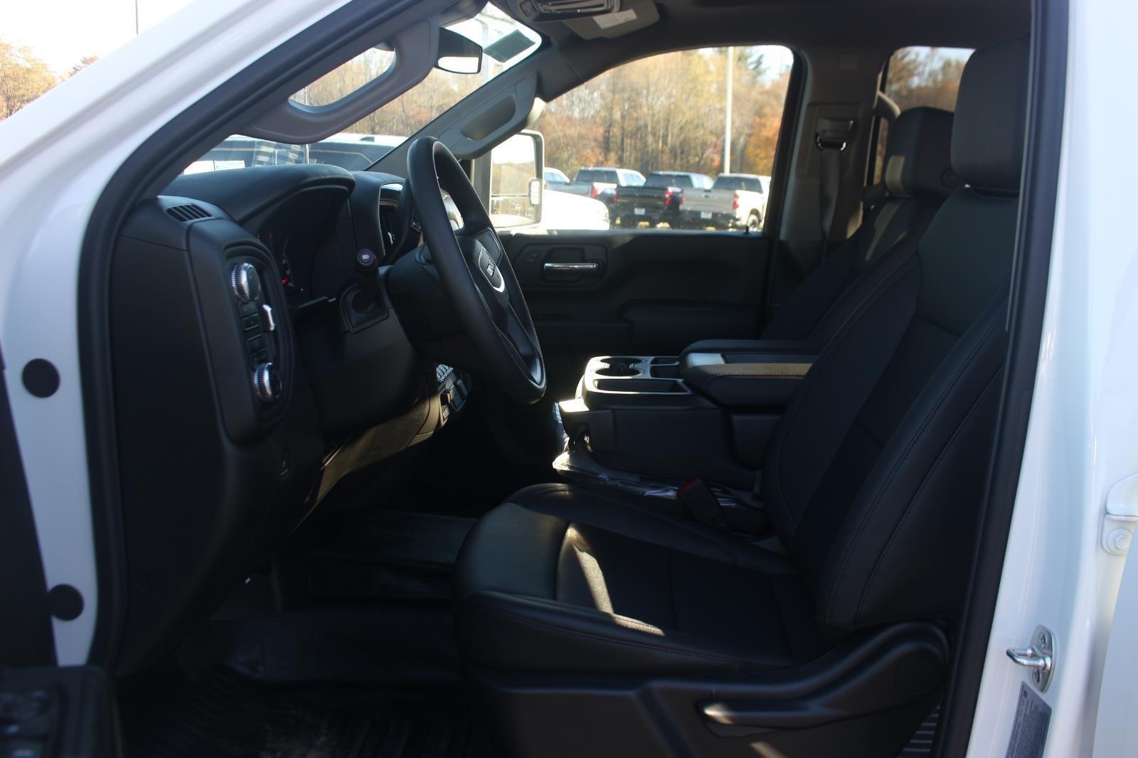 2025 GMC Sierra 2500HD Pro - Photo 13