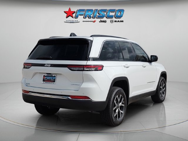 New 2027 Bright White Clear-Coat Paint Jeep Laredo image 7