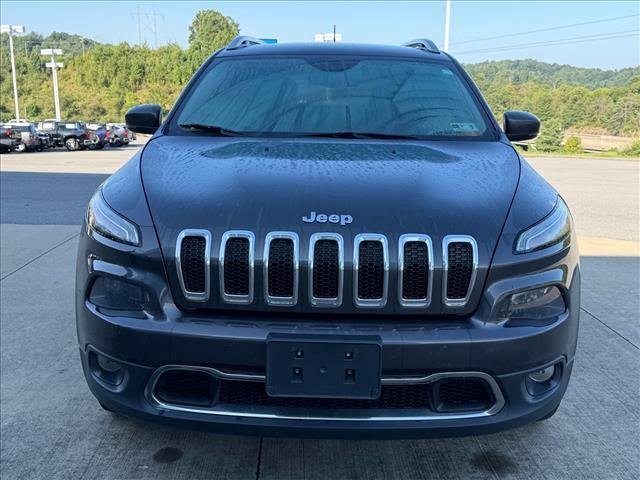 Used 2016 Granite Crystal Metallic Clearcoat Jeep Limited image 16