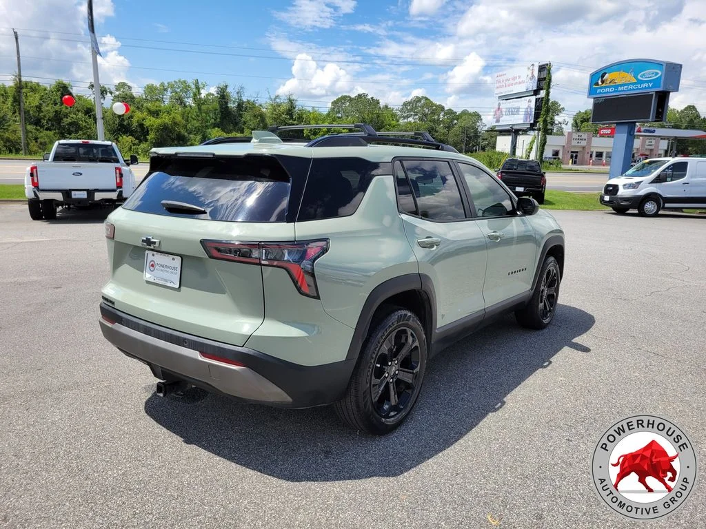 Used 2025 Green Chevrolet LT image 5