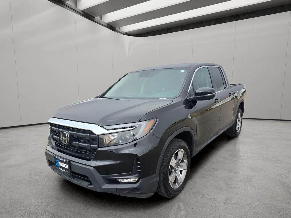 Used 2025 Black Honda RTL image 1