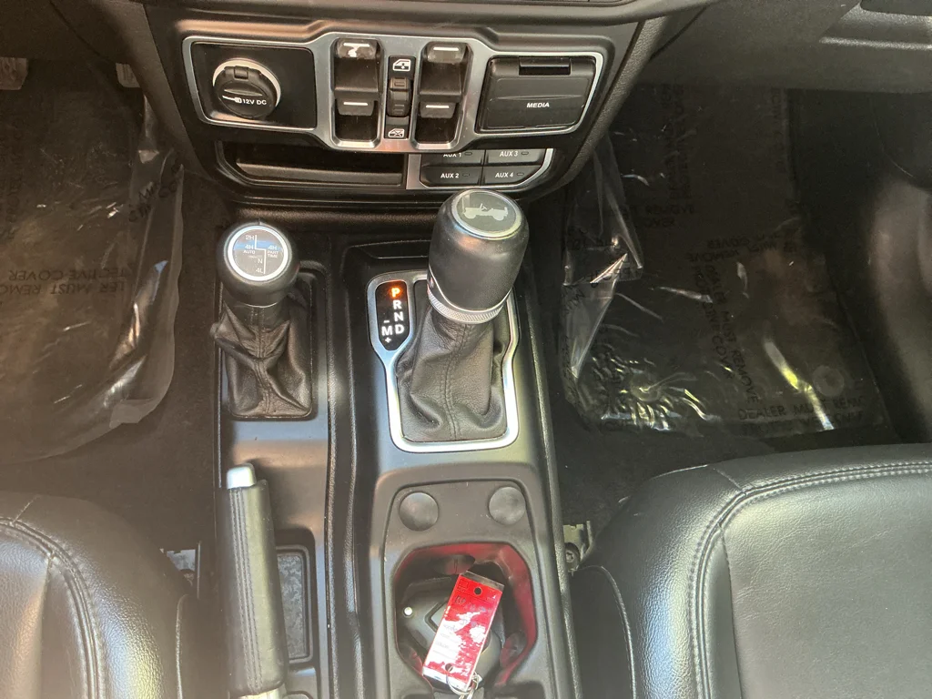 Used 2021 Snazzberry Pearl Jeep Unlimited Altitude image 19