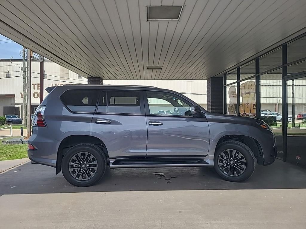Used 2021 Gray Lexus 460 image 8