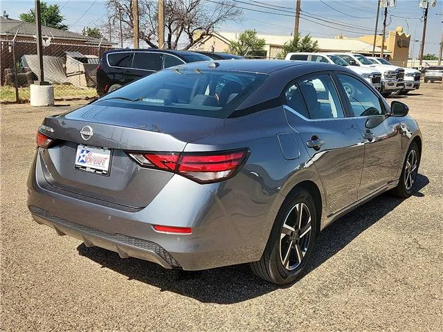 Used 2025 Gray Nissan SV image 4