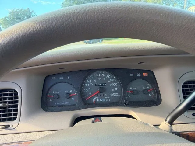 Used 2005 Tan Mercury GS image 20