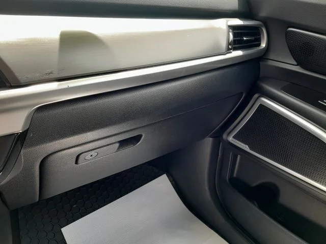 Used 2021 Black Kia S image 34