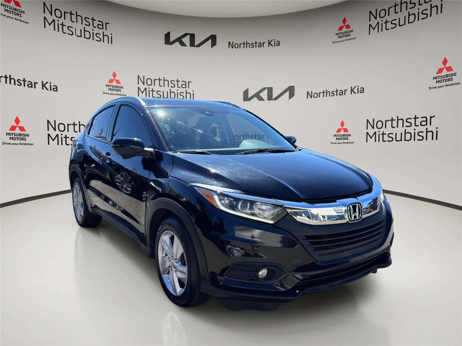 Used 2019 Crystal Black Pearl Honda EX image 5