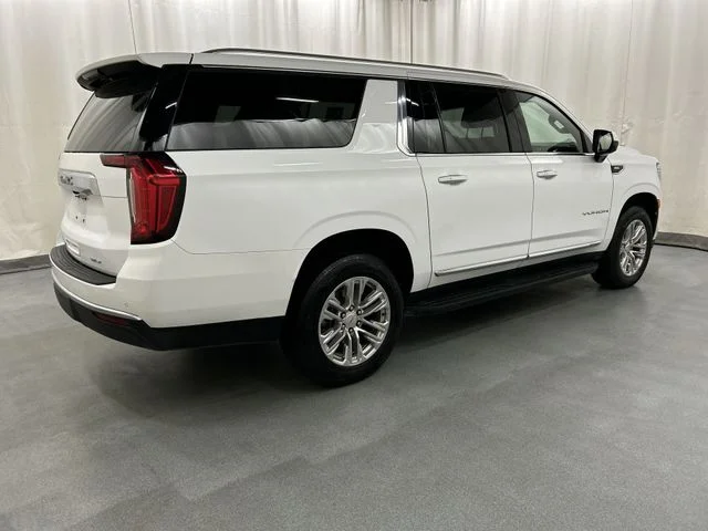 Used 2024 White GMC SLT image 4