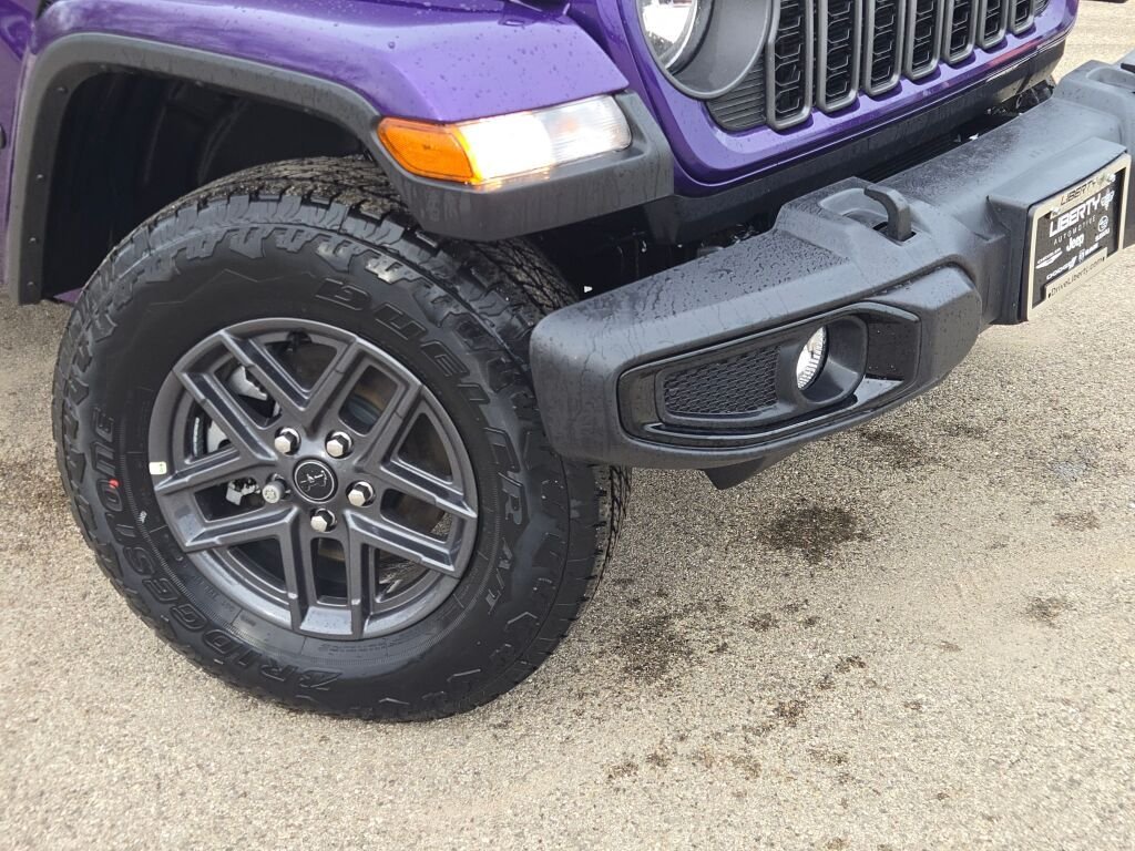 New 2026 Reign Jeep Sport S image 6