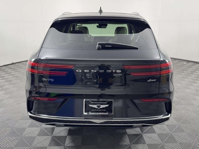 Used 2026 Black Genesis 2.5T Advanced image 9