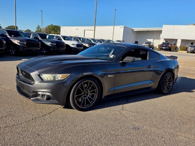 Used 2015  Ford GT image 3