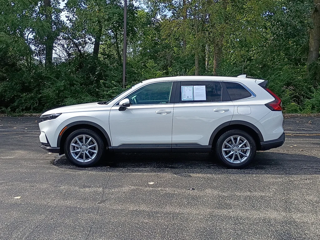 Certified Used 2026 PLATINUM WHITE Honda EX image 6