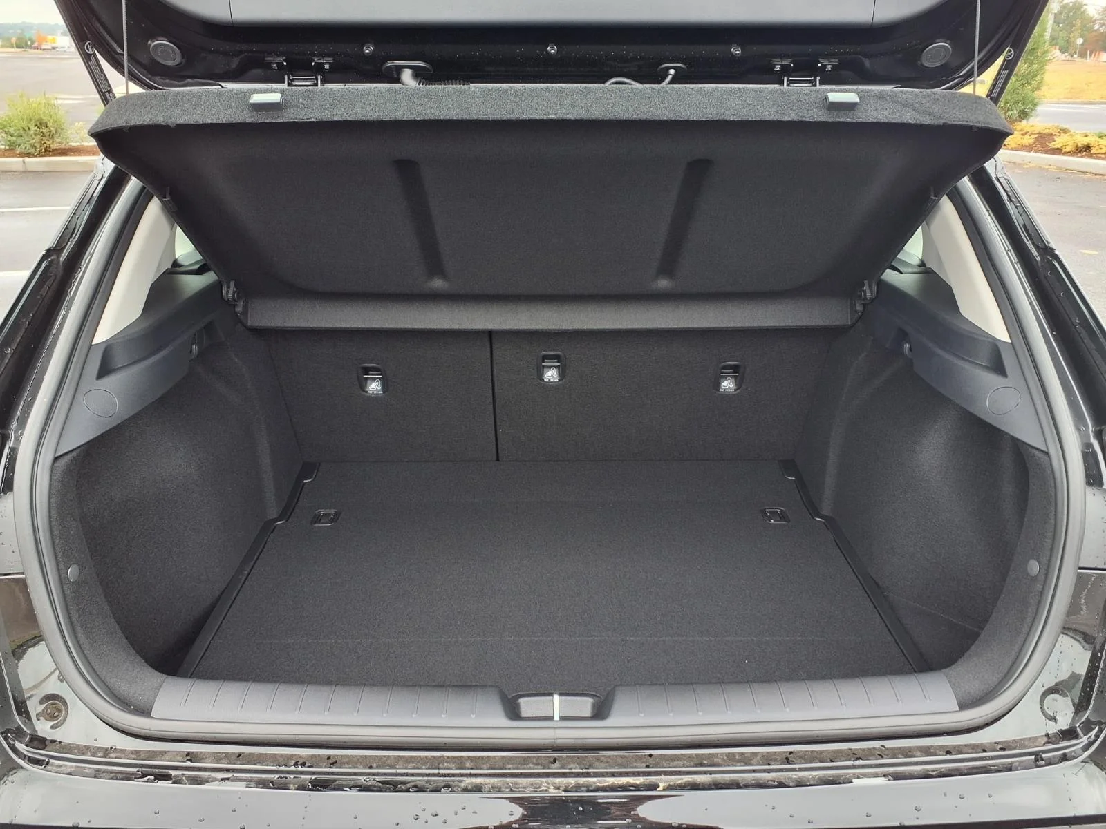 New 2026 Aurora Black Pearl Kia EX image 4