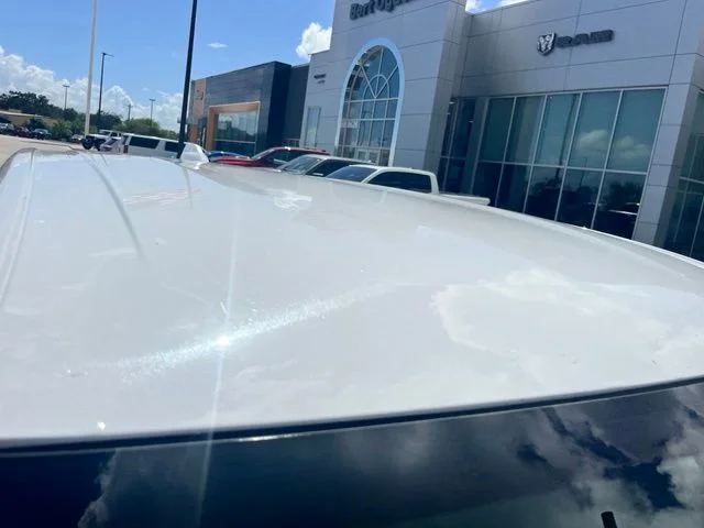 Used 2026 White GMC Elevation image 9