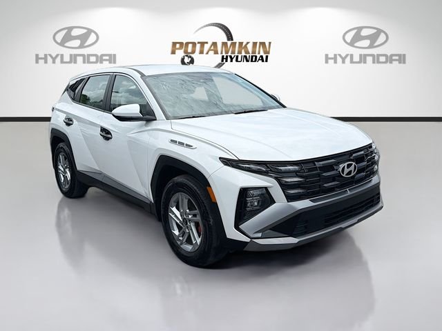 2025 Hyundai Tucson SE - Photo 3